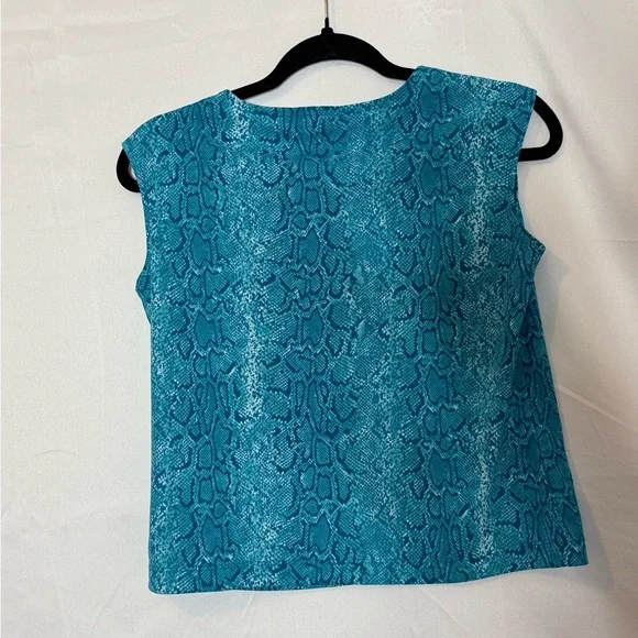 Petite Sophisticate Snake Print Turquoise Tank Top | Size S Petite - Picture 5 of 5